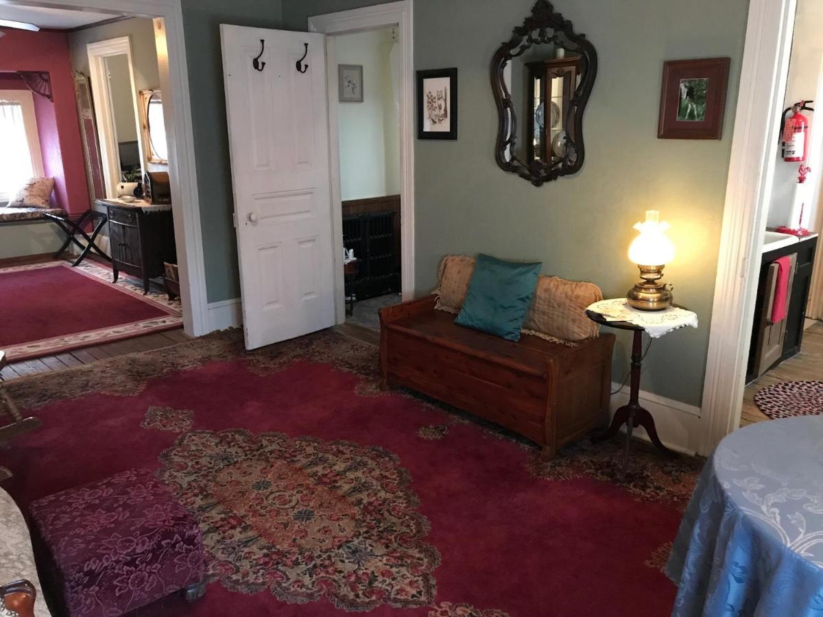 The Maid'S Quarters Bed And Breakfast Pottsville Exterior foto